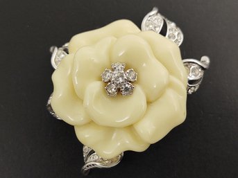 VINTAGE SIGNED NOLAN MILLER LUCITE & RHINESTONE FLOWER BROOCH