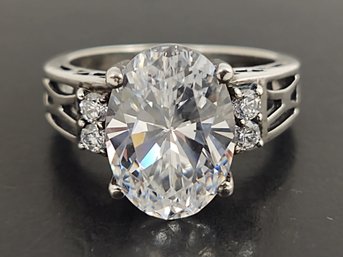 STUNNING STERLING SILVER LARGE STONE CZ RING