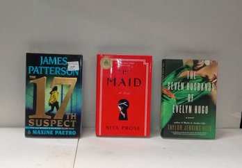Beautiful Selection Of Novels Great Reading  Joe C / D2
