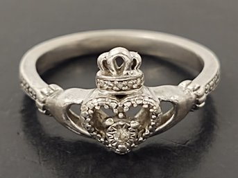 VINTAGE STERLING SILVER DIAMOND CLADDAGH RING