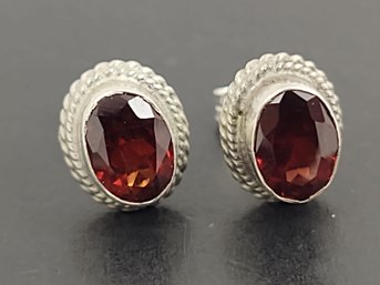 BEAUTIFUL STERLING SILVER GARNET STUD EARRINGS