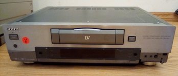 Sony Digital Component Recording Model DHR-1000 - Japan - No Cord - Untested