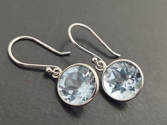 BEAUTIFUL STERLING SILVER BEZEL SET BLUE TOPAZ EARRINGS