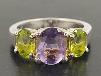 BEAUTIFUL STERLING SILVER AMETHYST & PERIDOT RING