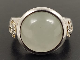 BEAUTIFUL STERLING SILVE LIGHT GREEN JADE CABOCHON RING