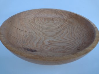 HAND TURNED SIGNED WOODEN BOWL WITH AMAZING GRAIN