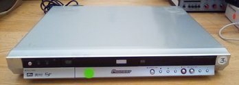 Pioneer DVD Recorder & Remote - Powers Up - Model DVR-420H-S - Mfg. Sept. 2004 - Serial No. DIPG003339CC