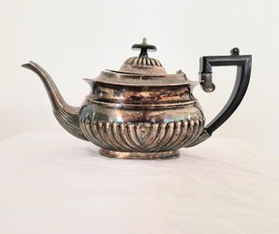 Antique / Art Deco Sheffield Silver Plated Teapot. See Matching Coffee Pot In Sale