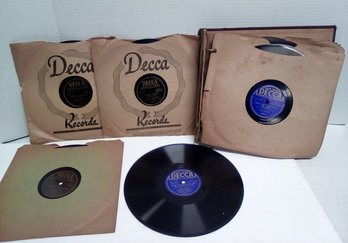 27 Vintage Bing Crosby 10 Inch 78 R.p.m. Decca Records Collection And Binder Portion  RD/B5