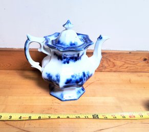 Victorian Lidded Teapot In Ceramic