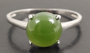 VINTAGE STERLING SILVER JADE CABOCHON RING