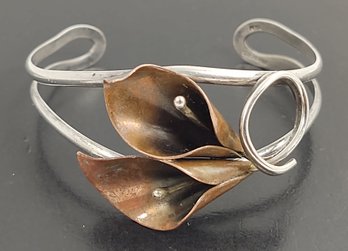 VINTAGE MID CENTURY MODERNIST STUART NYE STERLING SILVER COPPER FLOWER BRACELET