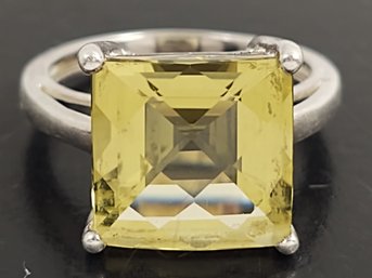 BEAUTIFUL STERLING SILVER CITRINE RING