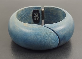 DESIGNER SIGNED JAMES I MURPHY WOODEN BLUE CLAMPER BANGLE BRACELET