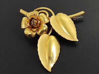 VINTAGE DESIGNER FORSTNER GOLD FILLED FLOWER BROOCH