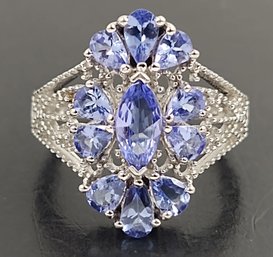 BEAUTIFUL STERLING SILVER TANZANITE RING