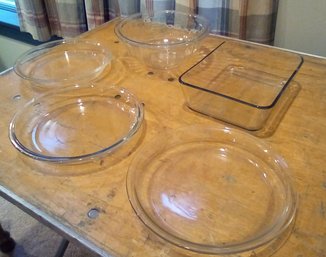 Pyrex Bowl, Pyrex Square Baking Dish Oven Microwave Made In USA And Anchor Hocking Glass Pie Plate.