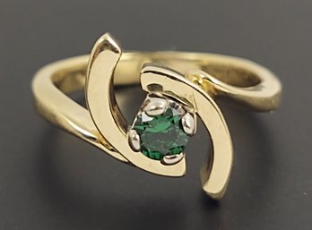 BEAUTIFUL VINTAGE MID CENTURY DESIGN 14K GOLD GREEN SPINEL RING