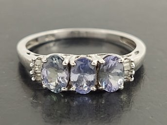 BEAUTIFUL STERLING SILVER TANZANITE & DIAMOND RING