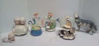 Precious Moments Just Married & Baby Girl, 2 Music Boxes, Mermaid Cove, Westland Giftware  KD/C5