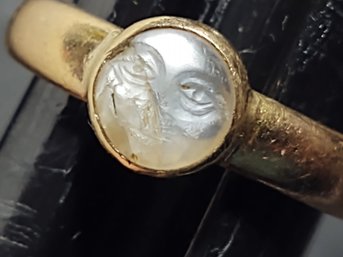ANTIQUE VICTORIAN 14K GOLD CARVED MOONSTONE MAN IN THE MOON RING 'AS IS'