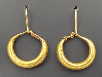 ANCIENT ROMAN 18K GOLD HOOP EARRINGS