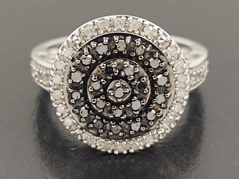 BEAUTIFUL STERLING SILVER BLACK & WHITE DIAMOND RING