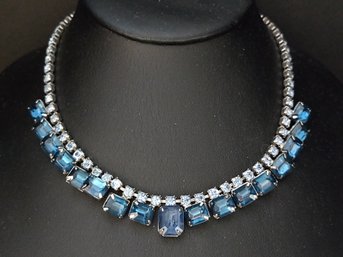 VINTAGE BLUE RHINESTONE NECKLACE