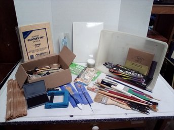 Save Money On Art Supplies Versus Store Prices -27 Paint Brushes, Pastels, Paint Sticks & More BS/B1