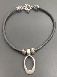 VINTAGE MID CENTURY STYLE STERLING SILVER LEATHER CORD CHOKER NECKLACE