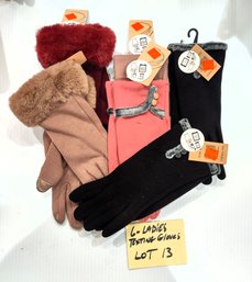 WHOLSALERS CLOSEOUT - BRAND NEW LOT OF 6 WOMANS FLEECE LINED TEXTING GLOVES - $120.00 RETAIL - LOT # 13