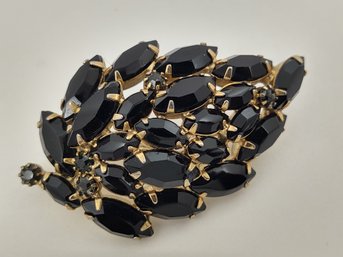 VINTAGE BLACK RHINESTONE LEAF BROOCH