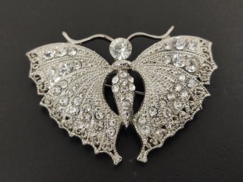 VINTAGE RHINESTONE BUTTERFLY BROOCH