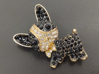 VINTAGE RHINESTONE DOG BROOCH