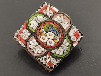 VINTAGE ITALIAN MICROMOSAIC FLOWER BROOCH