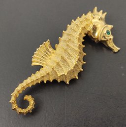 VINTAGE SEAHORSE BROOCH