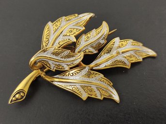 VINTAGE LEAF BROOCH