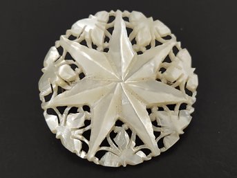 VINTAGE CARVED MOTHER OF PEARL BROOCH