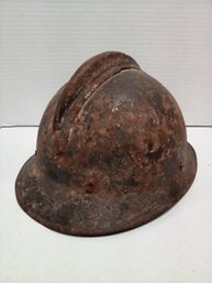 WWI Italian M6 Adrian Helmet        BW/E3