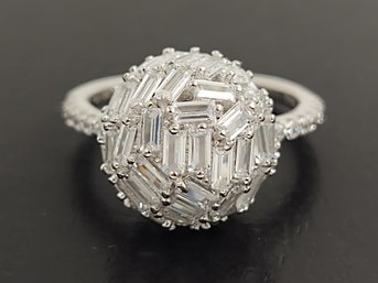 STUNNING STERLING SILVER CZ BAGUETTE BALL RING