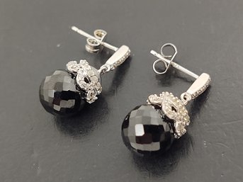 BEAUTIFUL STERLING SILVER FACETED ONYX & WHITE TOPAZ EARRINGS
