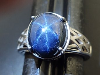 STUNNING STERLING SILVER NATURAL BLUE STAR SAPPHIRE RING