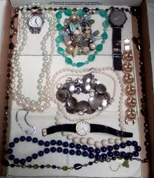 Necklaces, Silver Tone Belt, Gold Tone, Rhinestone & Charm Bracelets, Seiko, Ila  RC/D3