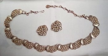 Sophisticated  Coro Vintage Necklace & Matching Clip-on Earrings Set