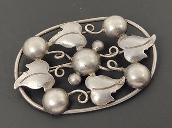 ANTIQUE ARTS & CRAFTS ERA STERLING SILVER LEAF BROOCH