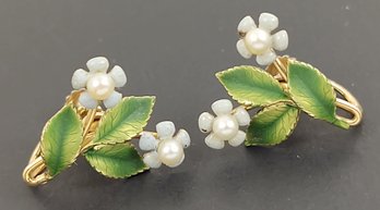 VINTAGE DESIGNER KREMENTZ 14K GOLD OVERLAY ENAMEL & PEARL EARRINGS