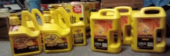 Pennzoil Heavy Duty SAE 15W 40 Long Life Engine Oil, Gold Motor Oil - 7 Gal., 1 Qt