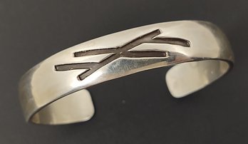 VINTAGE NAVAJO NATIVE AMERICAN FRED BACA STERLING SILVER CUFF BRACELET