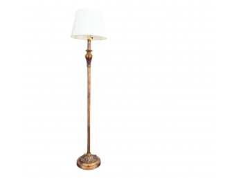 Floor Lamp With Carved And Gilded Details
