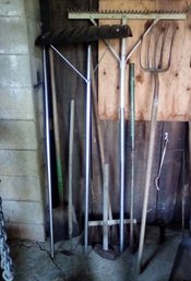 Collection Of 9 Tools For Yard, Garden & Garage